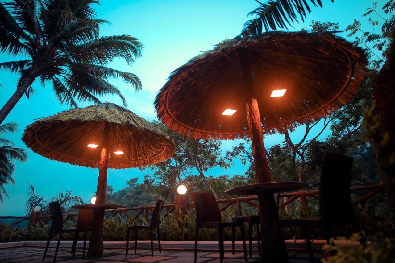 Thenmala Hormuz Inn Kolattupuzha Εξωτερικό φωτογραφία